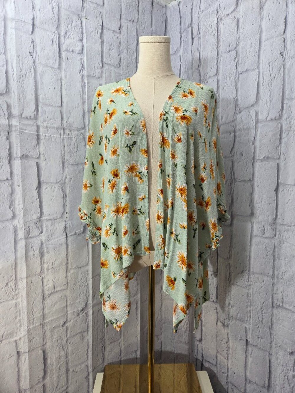 Maurices One Size Green Yellow Sunflower Print Open Waterfall Kimono Cardigan